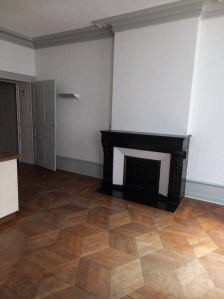 Location appartement 2 pièces à Gex 01170 - 920 €