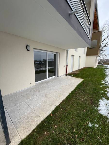 Location appartement 3 pièces à Péron 01630 - 1 413 €