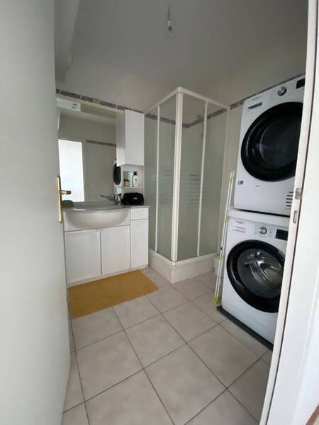 Location appartement 4 pièces à Divonne-les-Bains 01220 - 2 480 €
