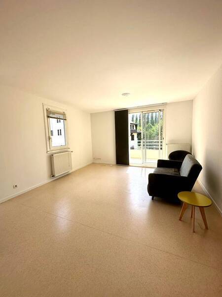 Location appartement 3 pièces à Divonne-les-Bains 01220 - 1 670 €