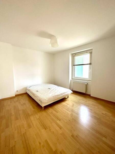 Location appartement 3 pièces à Divonne-les-Bains 01220 - 1 670 €