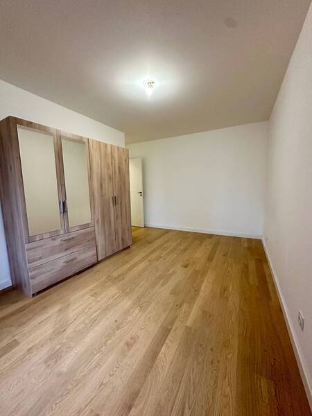 Location appartement 3 pièces à Ferney-Voltaire 01210 - 2 000 €