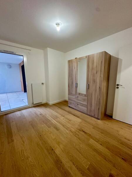 Location appartement 3 pièces à Ferney-Voltaire 01210 - 2 000 €