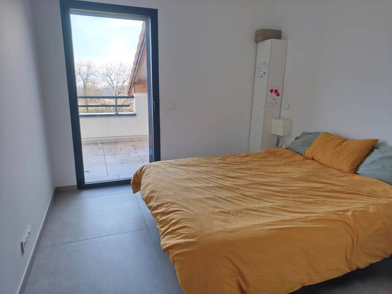 Location appartement 4 pièces à Échenevex 01170 - 2 700 €