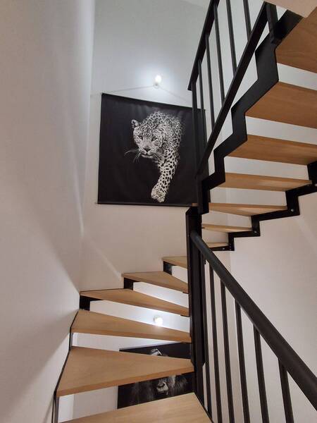 Location appartement 4 pièces à Échenevex 01170 - 2 300 €
