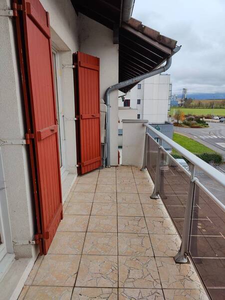 Location appartement 1 pièce à Saint-Genis-Pouilly 01630 - 1 090 €