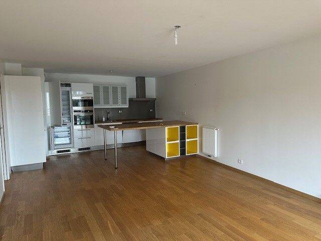 Location appartement 3 pièces à DIVONNE LES BAINS 01220 - 1 950 €