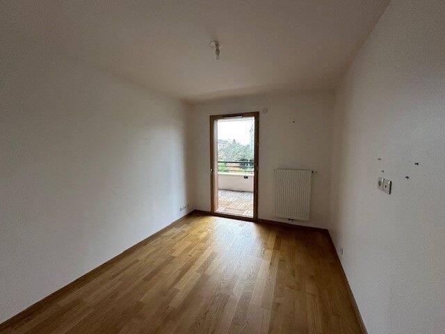 Location appartement 3 pièces à DIVONNE LES BAINS 01220 - 1 950 €