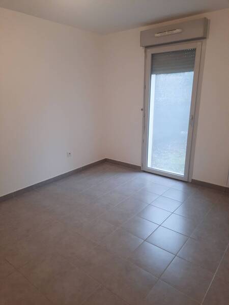 Location appartement 2 pièces à Saint-Genis-Pouilly 01630 - 879 €