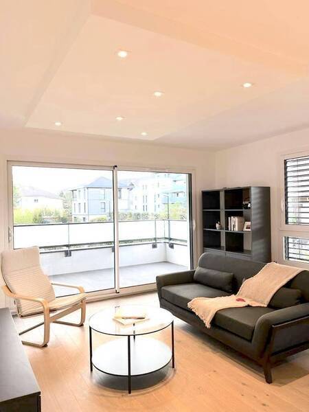 Location appartement 3 pièces à Divonne-les-Bains 01220 - 2 190 €