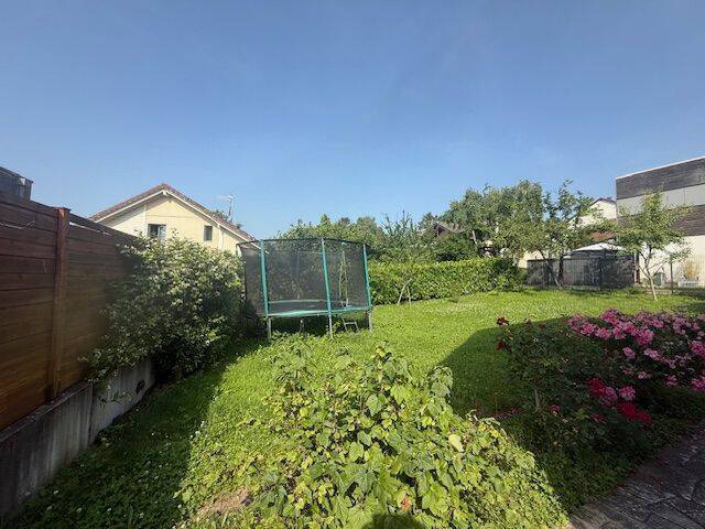 Location maison 6 pièces à Sauverny 01220 - 3 200 €