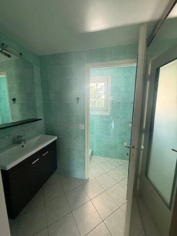 Location maison 6 pièces à Sauverny 01220 - 3 200 €