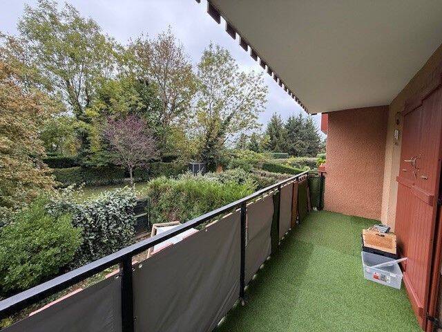Rent apartment 2 rooms in Gex 01170 - 1 300 €