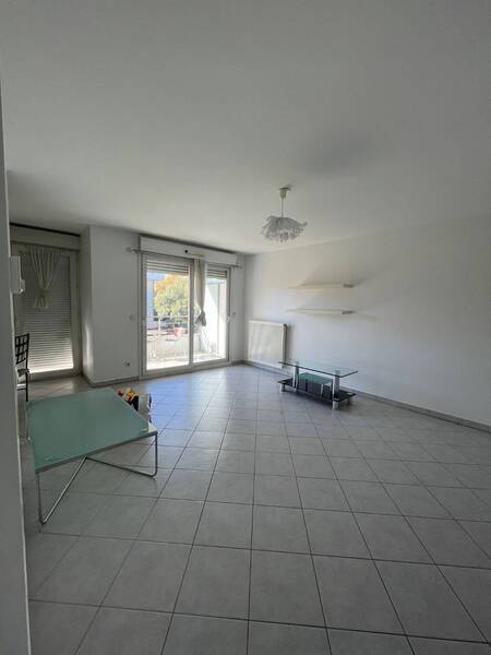 Location appartement 3 pièces à Ferney-Voltaire 01210 - 1 650 €