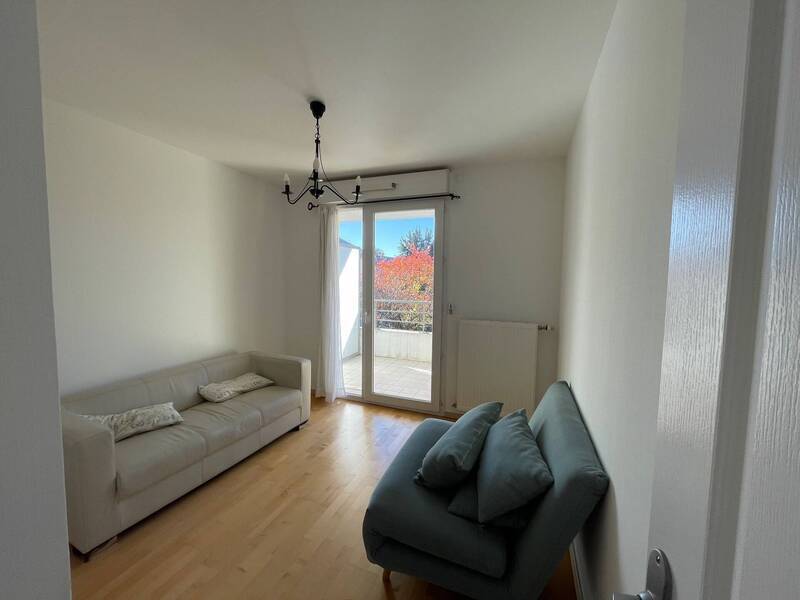 Location appartement 3 pièces à Ferney-Voltaire 01210 - 1 650 €