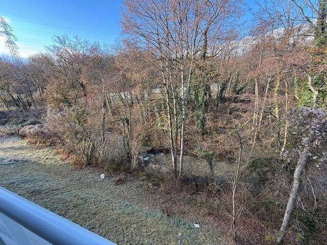 Location appartement 3 pièces à Saint-Genis-Pouilly 01630 - 1 700 €