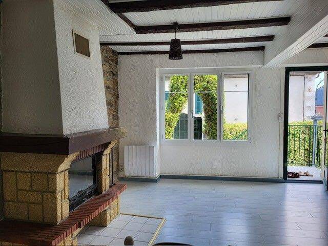 Location appartement 3 pièces à Gex 01170 - 1 400 €