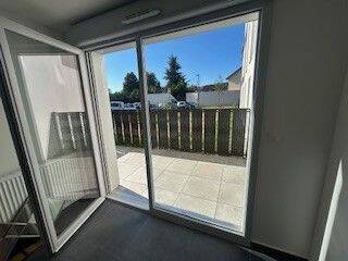 Location appartement 2 pièces à Divonne-les-Bains 01220 - 1 900 €