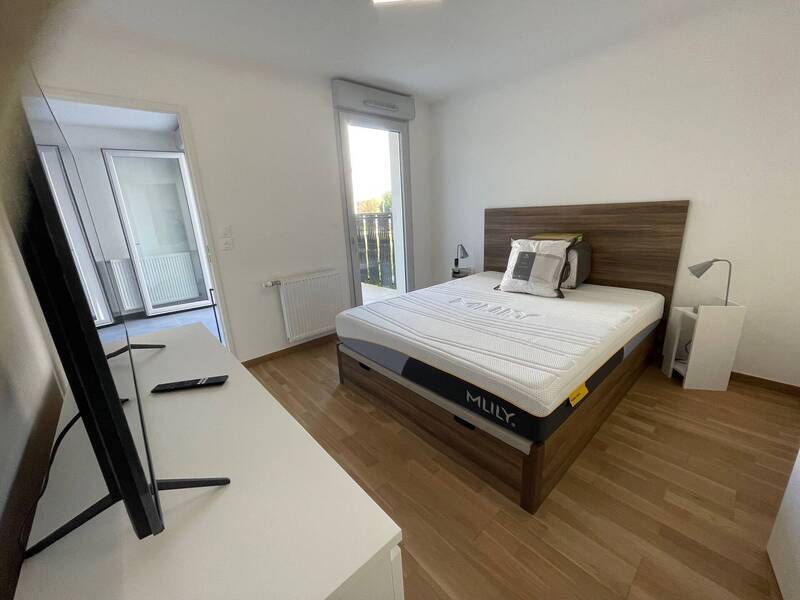 Location appartement 2 pièces à Divonne-les-Bains 01220 - 1 800 €