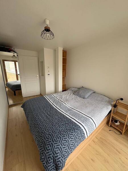 Location appartement 2 pièces à Divonne-les-Bains 01220 - 1 400 €