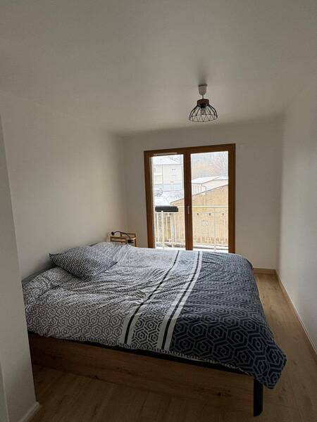 Location appartement 2 pièces à Divonne-les-Bains 01220 - 1 400 €