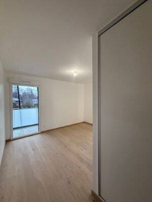 Location appartement 3 pièces à Divonne-les-Bains 01220 - 2 390 €