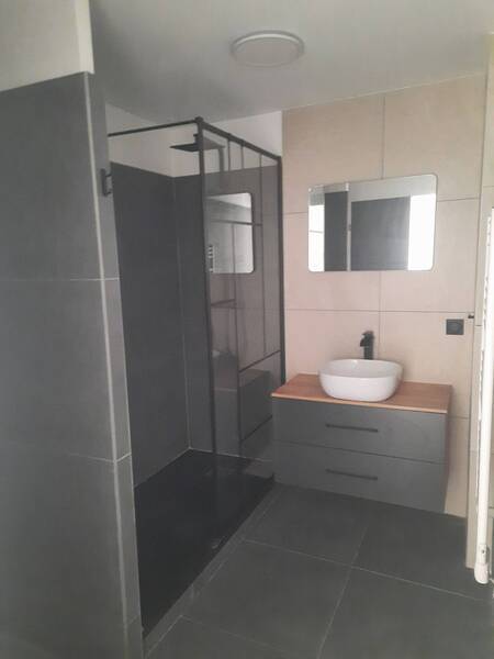 Location appartement 2 pièces à Sauverny 01220 - 1 350 €