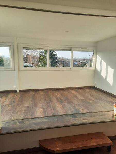 Location appartement 2 pièces à Sauverny 01220 - 1 350 €