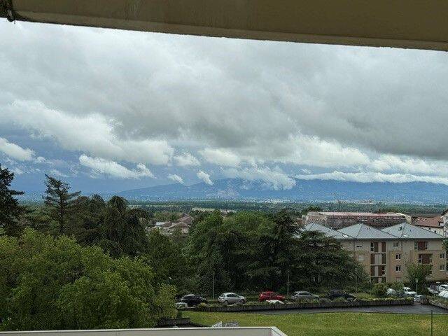 Location appartement 4 pièces à Gex 01170 - 1 890 €