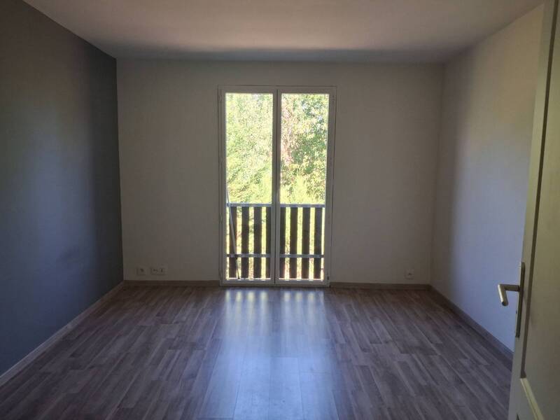 Rent apartment in Divonne-les-Bains 01220 - 2 750 €