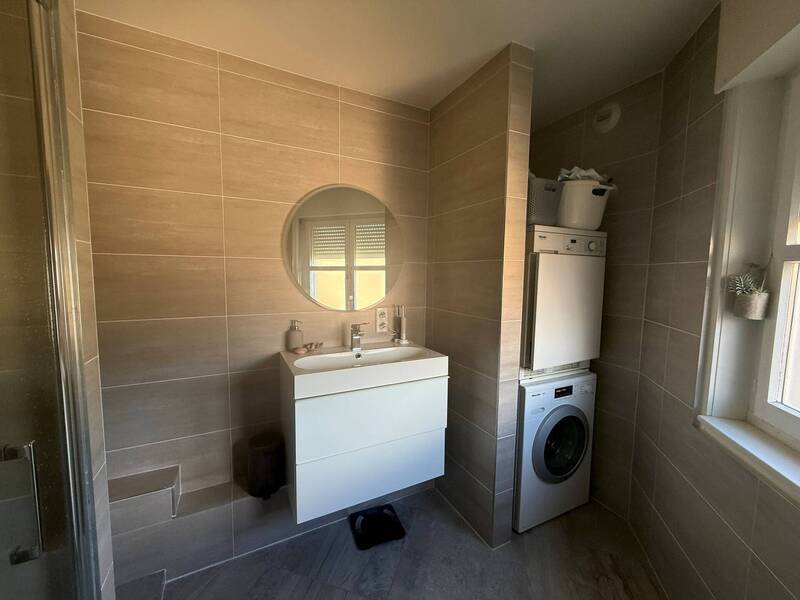 Location appartement 3 pièces à DIVONNE LES BAINS 01220 - 2 750 €
