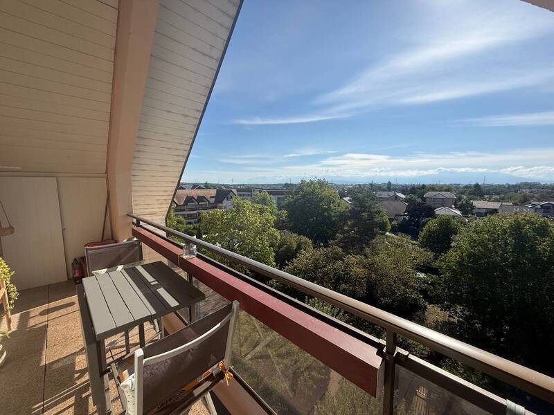 Location appartement 3 pièces à DIVONNE LES BAINS 01220 - 2 750 €