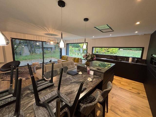 Sale House 6 rooms Divonne-les-Bains 01220