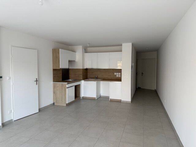 Location Appartement 3 pièces Saint-Genis-Pouilly 01630
