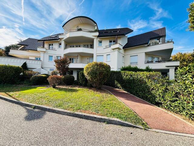 Sale Apartment 3 rooms Divonne-les-Bains 01220