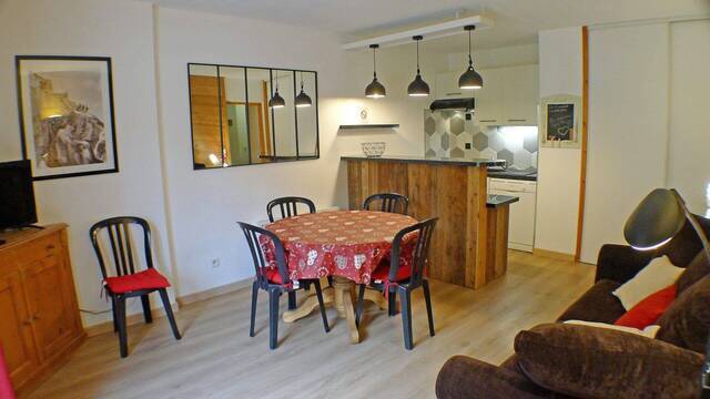 Holiday rentals Apartment 3 pièces 6 sleeps 46 m² Samoëns 74340 Samoëns - Sous la ville