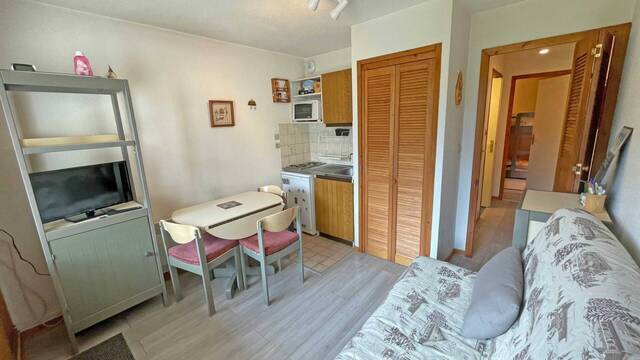 Sale Apartment 2 rooms 22.74 m² Samoëns 74340