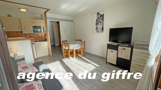 Sale Apartment 1 room 21.97 m² Samoëns 74340