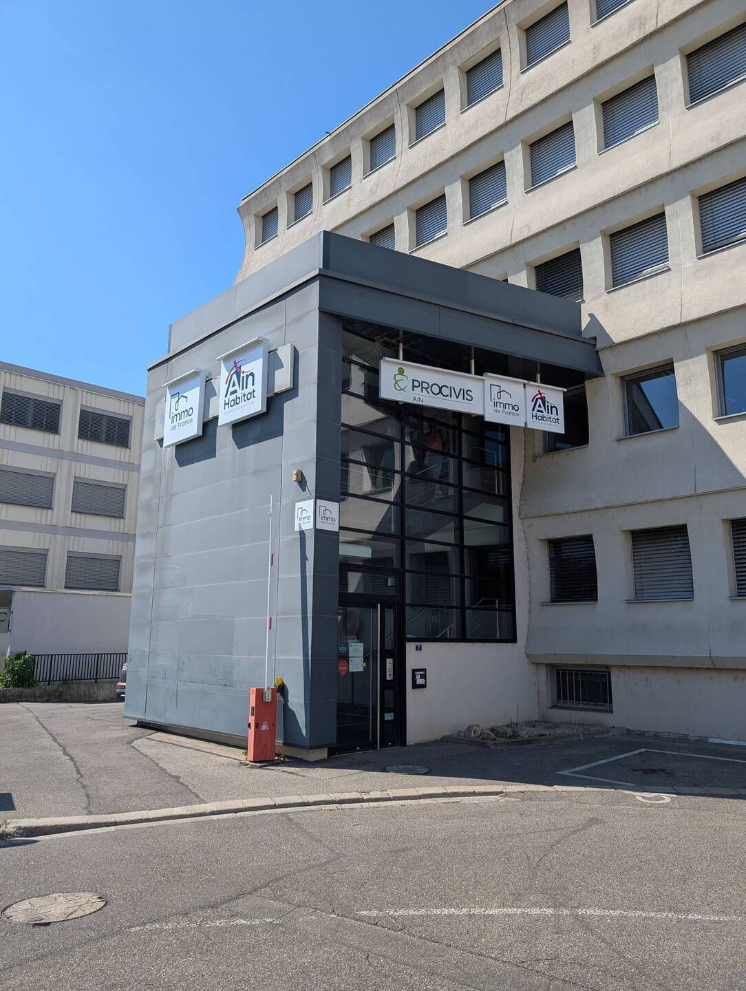 Agence immobilière SIEGE SOCIAL à Bourg-en-Bresse (01000)