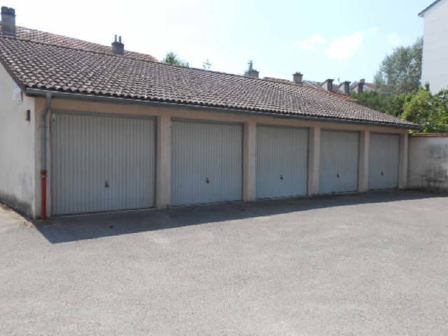 Location parking / box à Bourg-en-Bresse (01000)