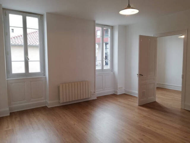 Vente Appartement 1 pièce 31 m² Bourg-en-Bresse (01000)