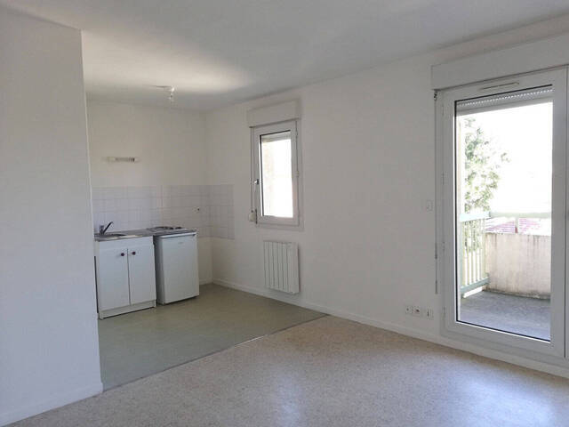 Location appartement 1 pièce 32.41 m² à Bourg-en-Bresse (01000) BEL AIR