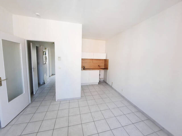 Location appartement 2 pièces 37.89 m² à Bourg-en-Bresse (01000) CENTRE VILLE