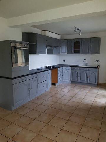Location appartement 3 pièces 65.04 m² à Oyonnax (01100)