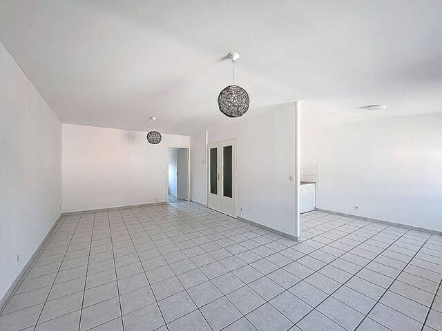 Location appartement 4 pièces 89.17 m² à Bourg-en-Bresse (01000) CENTRE VILLE