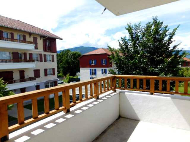 Location appartement 3 pièces 59.95 m² à Valleiry (74520) CENTRE