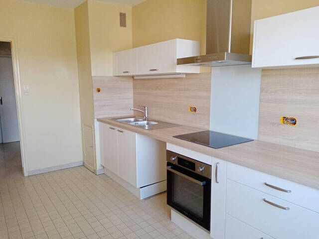 Location appartement 2 pièces 62 m² à Bourg-en-Bresse (01000)