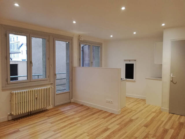 Location appartement 1 pièce 26.76 m² à Bourg-en-Bresse (01000)