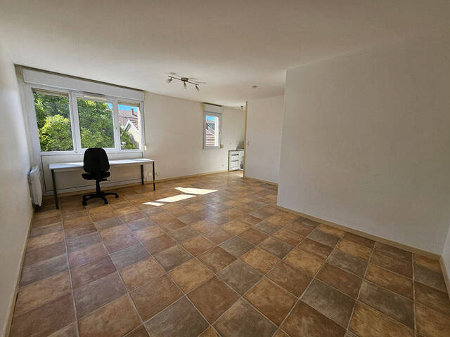 Location appartement 1 pièce 33.41 m² à Bourg-en-Bresse (01000)