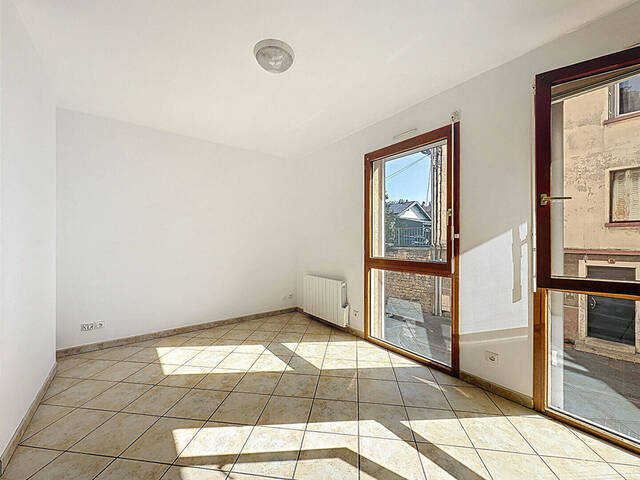 Location appartement 1 pièce 32.84 m² à Bourg-en-Bresse (01000)